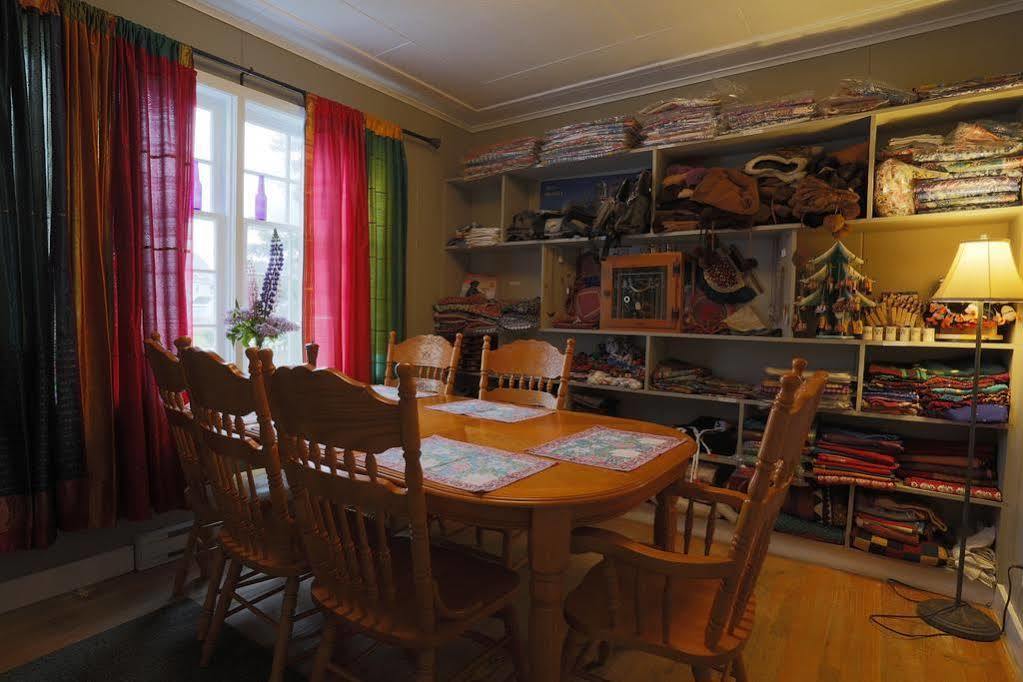 Meems Elliston B&B Екстериор снимка